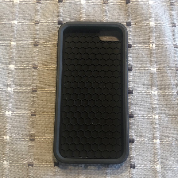 iPhone case for size 5 or SE - Picture 2 of 4